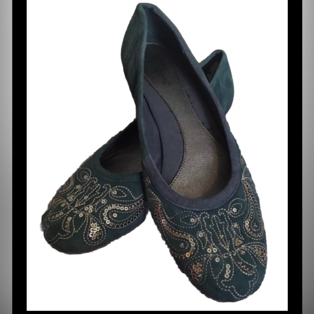 Trotters Francesca Zinc Aqua Suede Silver Sequin slip on comfort ballet flat 8N